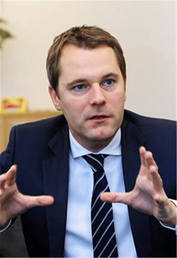 Bahr: Einstieg in das Prämiensystem ist geschafft "Ärzte und Krankenhäuser haben trotz des höchsten Defizits Honorarsteigerungen erhalten." (FDP-Mann Daniel Bahr, parlamentarischer Staatssekretär im Bundesgesundheitsministerium)