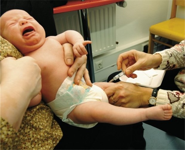 Neuer Impfstoff gegen Pneumokokken wegen veränderter Epidemiologie Allen Kindern bis zu 24 Monaten wird eine Impfung mit dem konjugierten Pneumokokkenimpfstoff empfohlen.