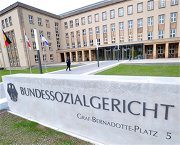 BSG liest Trägern der Behindertenhilfe die Leviten BSG in Kassel: Menschen mit Behinderung nicht sofort in die Verzweiflung schicken.