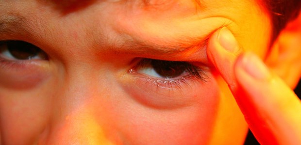 Therapie ohne Arzneien bevorzugt Bei chronischen Schmerzen sollte möglichst gleichzeitig auf mehreren Ebenen behandelt werden.