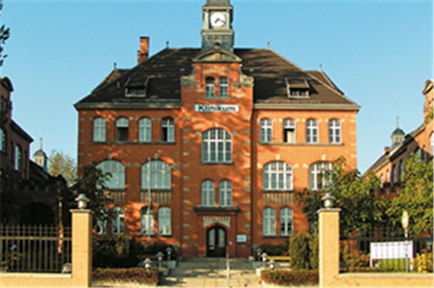 Große Kluft sorgt für dicke Luft in Görlitz Das Klinikum Görlitz. Hier soll sich in der Pflege einiges ändern. Durchaus zum Vorteil der Betroffenen, aber nicht nur.
