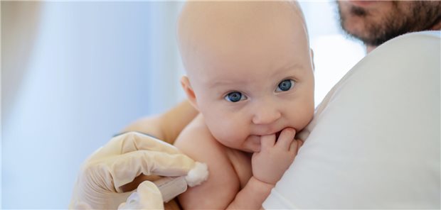 Die Impfung gegen MenB ergänzt den Schutz von Säuglingen gegen schwere invasive Infektionen (Symbolbild).
