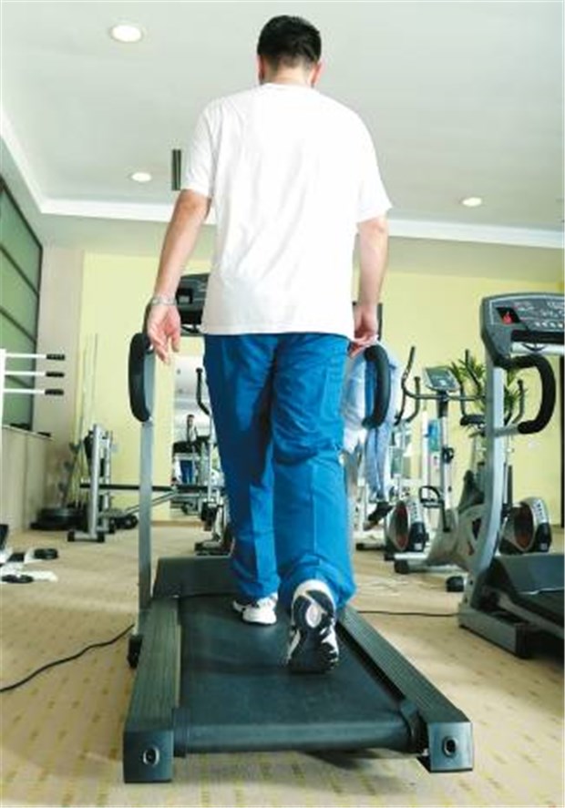 Gehtraining ist die Basis der Behandlung Gehtraining ist die Basistherapie für Patienten mit perioherer arterieller Verschlußkrankheit.