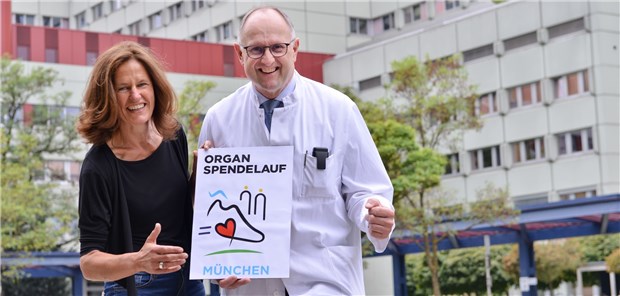 Katja Mayer, ehemalige Triathletin, und Professor Matthias Anthuber werben für den Organspendelauf.