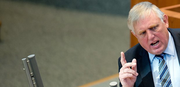 Laumann will gemeinsame Grundausbildung Künftiger Pflegebeauftragte: Karl-Josef-Laumann.