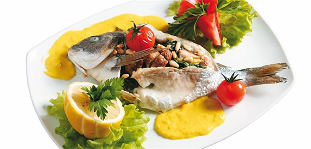 A fish a day keeps Alzheimer's away Lecker sieht das Fischgericht auf dem Teller aus - und offensichtlich kann es auch das Risiko senken, an Alzheimer zu erkranken.