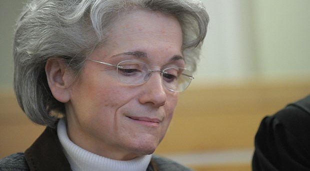 Betroffenheit über den Tod von Mechthild Bach Mechthild Bach zu Verhandlungsbeginn letzte Woche im Landgericht Hannover. In der Nacht zum Montag nahm sich die Internistin das Leben.