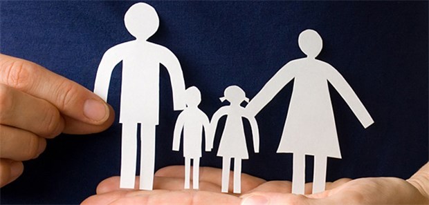 Jung und pflegebedürftig? Keine Plätze da! Nicht gut versorgungt: Die Barmer geht davon aus, dass etwa 4000 teilstationäre und rund 3400 Kurzzeitpflegeplätze für Kinder und Jugendliche fehlen.
