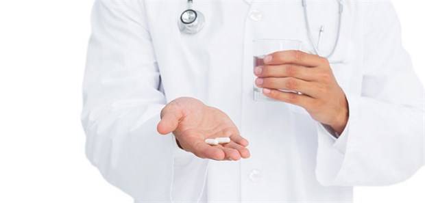 Vorsicht mit Antibiotika und Schlafmittel Nicht immer ist es sinnvoll, mit Arznei gegen Gebrechen zu Felde zu ziehen.