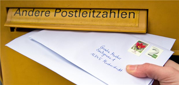 Landessozialgericht billigt Arztsitz-Vergabe nach Postleitzahlbereichen Ein Briefkasten mit der Aufschrift "Andere Postleitzahlen"