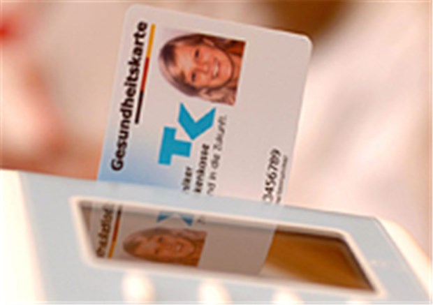 Dürfen Versicherte die Gesundheitskarte zurückweisen? Sind gesetzlich Versicherte zum Besitz einer elektronischen Gesundheitskarte verpflichtet?