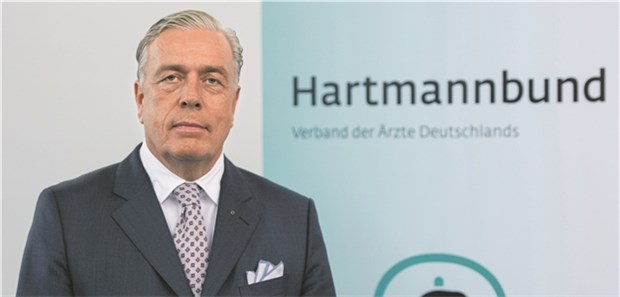 Digitalisierung ist mehr als "neumodischer Schnickschnack" Warnt seine Kollegen davor, sich der digitalen Herausforderung zu verschließen: HB-Chef Dr. Klaus Reinhardt.