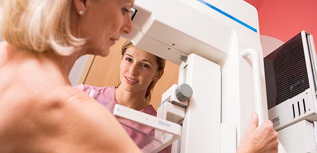 Frauen im Wirrwarr von Nutzen und Risiken Wie erfolgreich ist das Mammografie-Screening? Dazu gibt es verschiedene Ansichten.