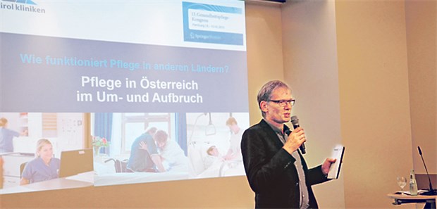 Schweden könnte Vorbild sein Wie funktioniert Pflege in anderen Ländern? Unter der Moderation von Burkhardt Zieger, Geschäftsführer DBfK-Nordwest, diskutierten Experten am Wochenende unterschiede Modelle - etwa aus Frankreich und Schweden.