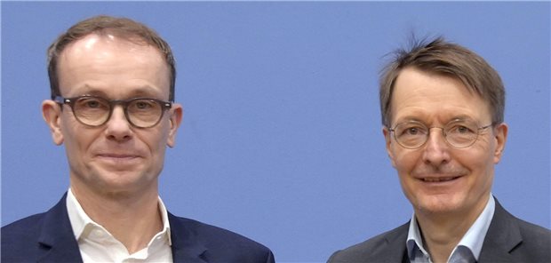 Professor Tom Bschor und Bundesgesundheitsminister Karl Lauterbach