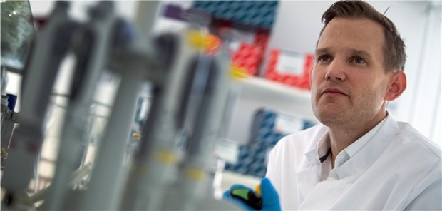 Virologe Streeck für „Strategiewechsel“ im Umgang mit der Pandemie Professor Hendrik Streeck, Direktor des Institut für Virologie an der Uniklinik in Bonn