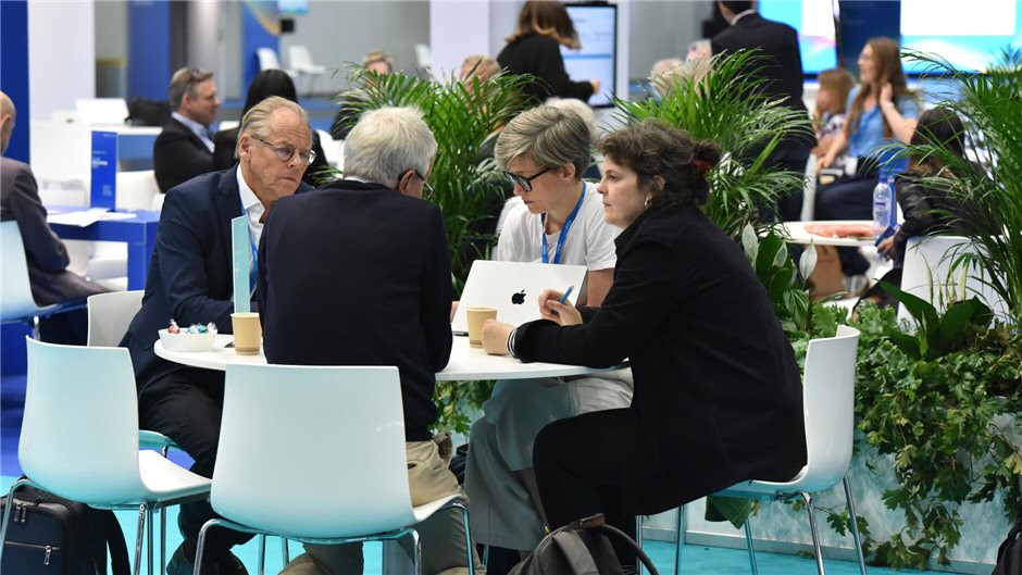 ... denn bekanntlich sind Kongresse seit eh und je ein Ort, um neue berufliche K...