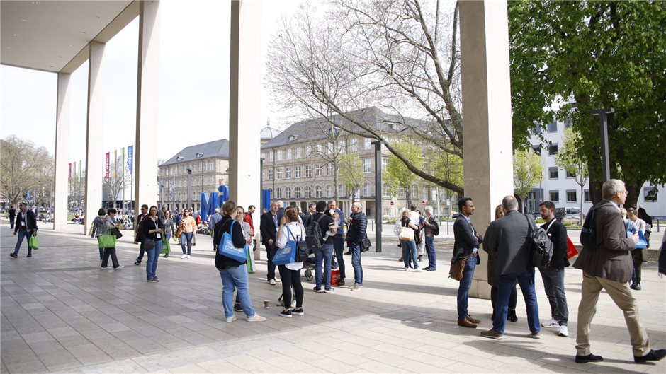 ... oder im Austausch mit Kolleginnen und Kollegen. 