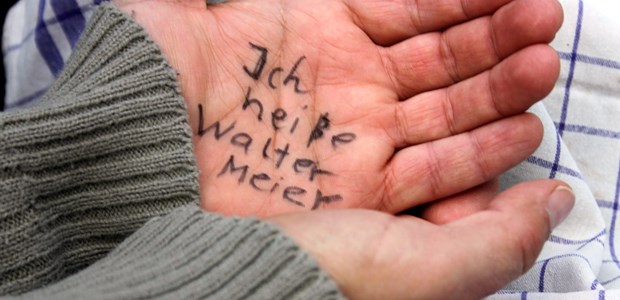Auch Alzheimer-Patienten haben Schmerzen ... und ich kann immer noch Schmerzen empfinden.