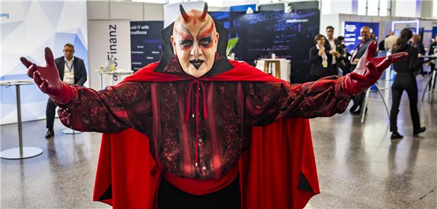 128. Deutscher Ärztetag in der Mainzer Rheingoldhalle:  Mephisto vertritt Leipzig.