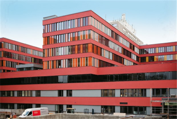 Offenbacher Klinikum verdoppelt mit Neubau Patientenkapazität 150 Millionen Euro hat der Klinik-Neubau gekostet.
© Klinikum Offenbach GmbH