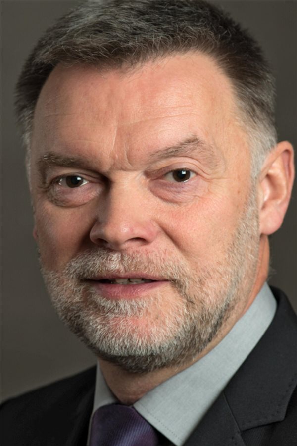 Porträt von Johannes Bruns