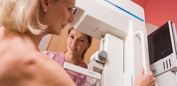 Nicht zum Screening geraten? Schadenersatz fällig! 2001 zum Mammografie-Screening und dann erst wieder in neun Jahren? Das kann zu wenig sein, so das OLG Hamm.