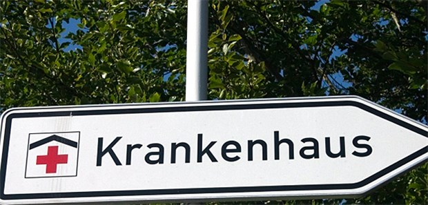 DRK darf Schwestern nicht dauerhaft verleihen 25 000 Schwestern des Deutschen Roten Kreuzes arbeiten in Deutschland – auch außerhalb der DRK-Häuser.