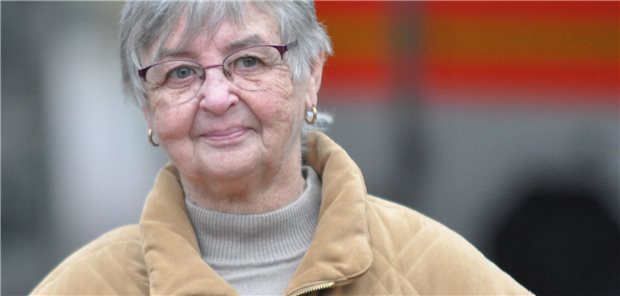 38 Jahre ohne Beeinträchtigung mit einer neuen Niere: Karin Steinhoff war eine der ersten Patientinnen im Lübecker Transplantationszentrum, das vor 40 Jahren seine Arbeit aufnahm.