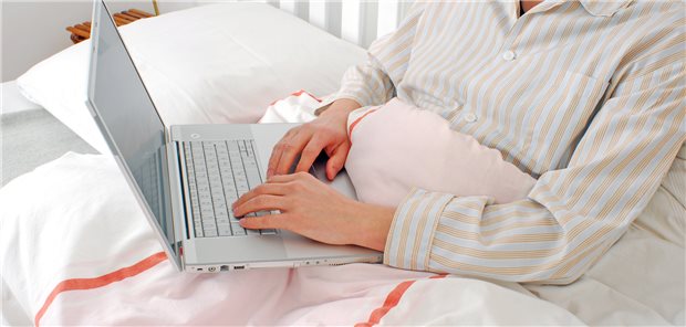 63 Prozent der Internetnutzer recherchieren laut Bitkom im Anschluss an einen Arztbesuch Informationen zu ihren Symptomen, der Diagnose oder verschriebenen Medikamenten.