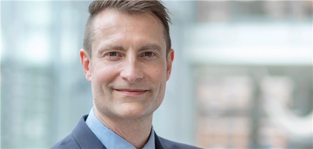 ARCHIV - 05.05.2021, Thüringen, Jena: Mathias Pletz, Direktor des Instituts für Infektionsmedizin und Krankenhaushygiene am Klinikum Jena. (zu dpa "Infektiologe zu 2022: Corona-Wellen werden immer flacher werden") Foto: Mathias Pletz/dpa - ACHTUNG: Nur zur redaktionellen Verwendung im Zusammenhang mit der aktuellen Berichterstattung und nur mit vollständiger Nennung des vorstehenden Credits +++ dpa-Bildfunk +++