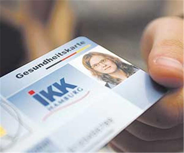 Kassen wollen E-Card schneller online bringen Ab Herbst startet die Ausgabe der E-Card, die sich in den Funktionen kaum von der Versichertenkarte unterscheidet.