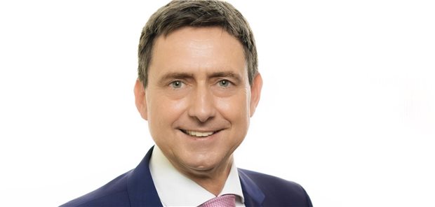 Ab Mitte 2025 neuer Chef beim GKV-Spitzenverband: Oliver Blatt.