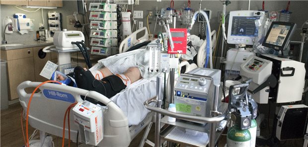 Pandemie-Management: Kliniken müssen jetzt täglich Betten melden Ab sofort sind Kliniken verpflichtet, taggenau zu melden, wieviele Betten in der nicht intensivmedizinischen Versorgung belegt sind. Ab 26. November sollen sie zusätzlich anzeigen, was intensivmedizinisch bei ihnen stattfindet – und was noch möglich ist.