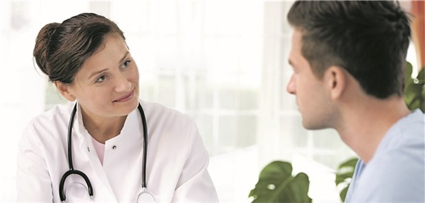 Abdingungsvereinbarungen müssen immer individuell und schriftlich erfolgen. Alexander Raths / iStock / Thinkstock