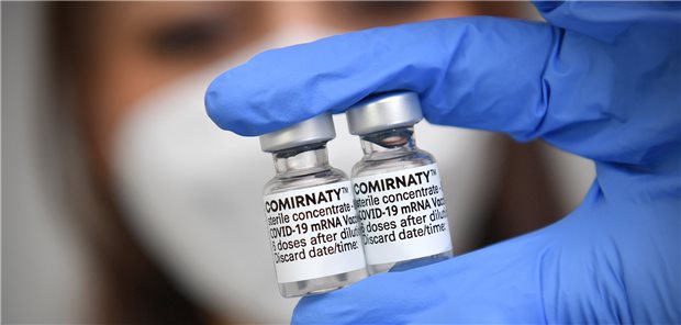 Abgekupfert? Nach CureVac beschuldigt nun auch Moderna seine Wettbewerber Pfizer und BioNTech, sich bei der Entwicklung des mRNA-Impfstoffs Comirnaty  fremder Erfindungen bedient zu haben.