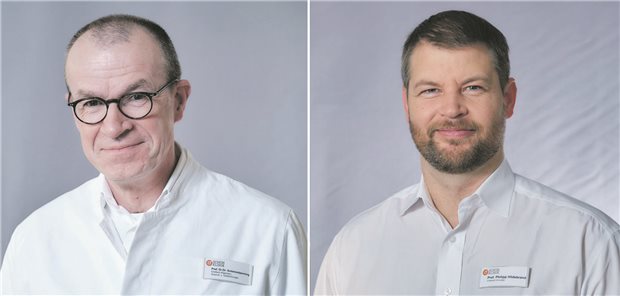 Schön Klinik Neustadt sucht nach neuer Leitung für die Chirurgie Abschied zum Jahresende 2025: Professor Hendrik Schimmelpenning (l.) und Professor Philipp Hildebrandt.