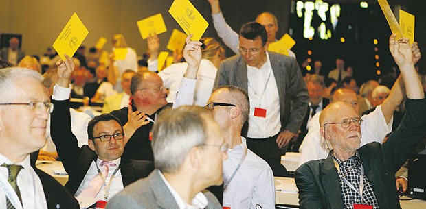 Ärztetag will schärfere Regeln im Berufsrecht Abstimmungsmarathon: über hundert Anträge berieten die Delegierten am Freitag.
