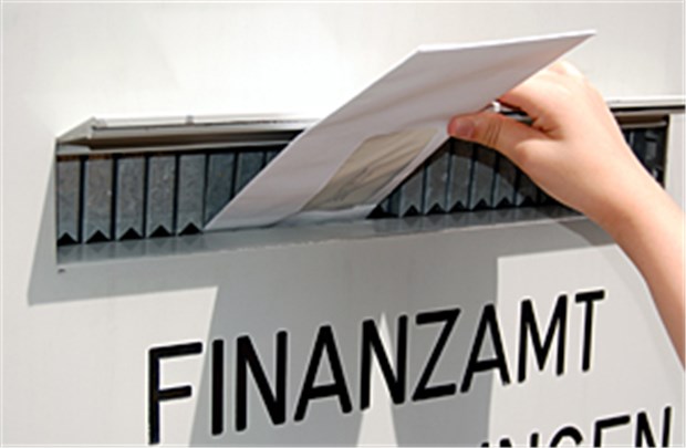 8004 Euro - die magische Grenze für Nebenjobs im Studium Achtung Studentenjobs und Kindergeld: Spätestens ab 2012 muss gut gerechnet werden.