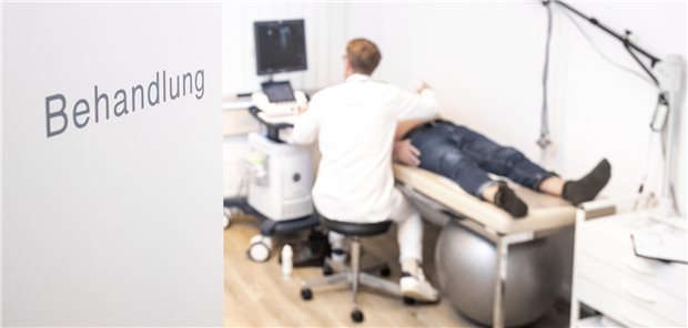 Ändert sich für Gebietsärzte demnächst etwas zum Guten? Lauterbach hat dem SpiFa zufolge eine positive Veränderung in der Vergütungsstruktur angekündigt. (Symbolbild)