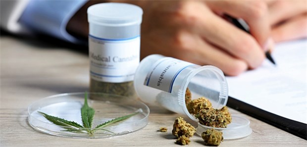 Ärzte dürfen Cannabis auf Rezept verschreiben Ärzte dürfen künftig Cannabis auf Rezept verschreiben.