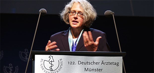 Ärzte fordern Arbeitsschutz zu selten ein "Ärzte fordern Arbeitsschutz nicht so ein, wie er ihnen eigentlich zusteht", betonte Professor Monika Rieger, ärztliche Direktorin am Institut für Arbeits- und Sozialmedizin und Versorgungsforschung der Uniklinik Tübingen beim Ärztetag.