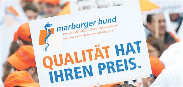 Nahles treibt Tarifeinheit voran Ärzte haben sich durch Streiks ihre eigenen Tarifverträge erkämpft. Kommt das neue Tarifeinheitsgesetz, müssten sie darauf wohl verzichten.