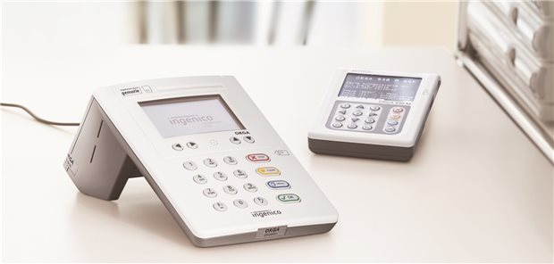 Für eine Erstausstattung mit Konnektor und Kartenlesegerät wird die Kostenpauschale angehoben. Mehr Geld gibt es auch für Ärzte, die sich ein zweites Kartenterminal zulegen.