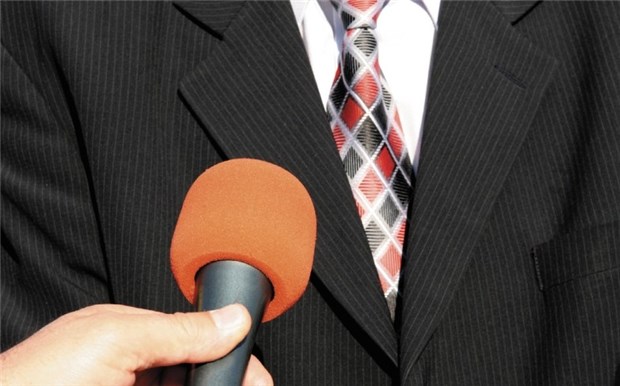 Der Umgang mit Journalisten will gelernt sein Ärzte sind nicht nur im Lokalfunk gefragte Ansprechpartner für Gesundheitsthemen.