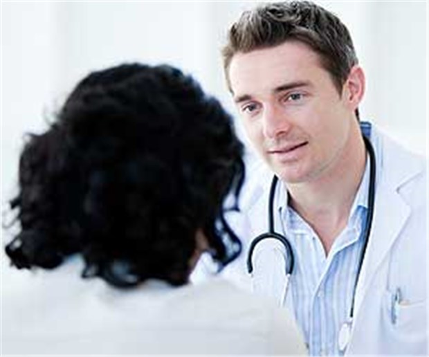 Masern in der Schwangerschaft können zur Fehlgeburt führen Ärzte sollten Patientinnen mit Kinderwunsch auf die Gefahren einer Maserninfektion in der Schwangerschaft hinweisen, rät die Deutsche Gesellschaft für Gynäkologie und Geburtshilfe.