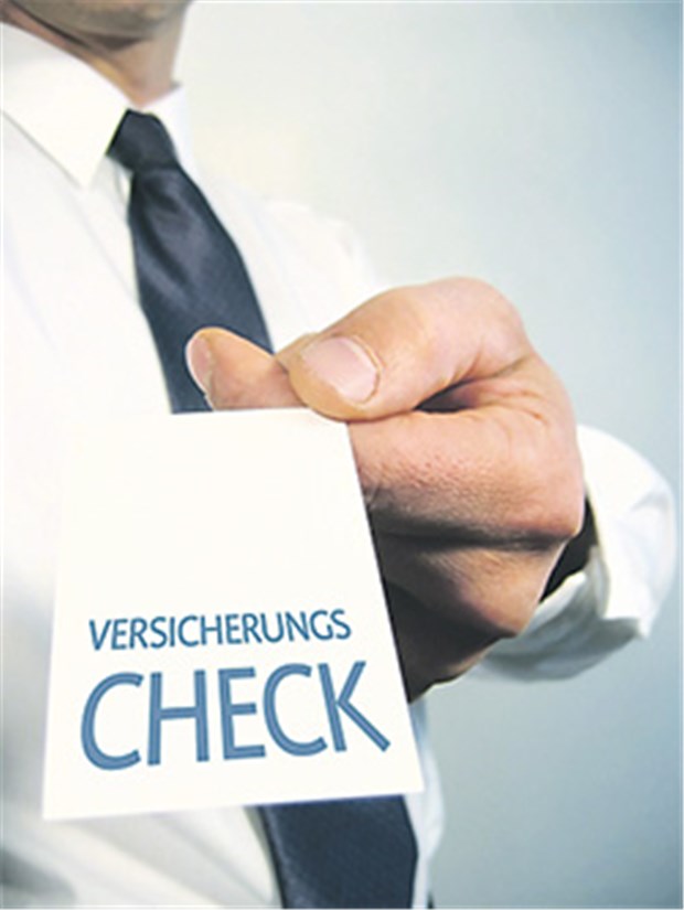 Kein Kredit ohne Versicherungs-Check Ärzte sollten ihre Policen regelmäßig prüfen.