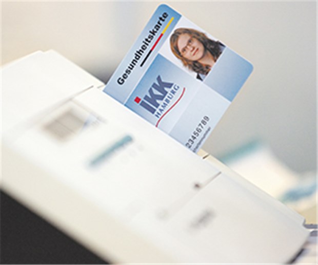 Neue Kartenleser für die Praxen: Erste Regionen preschen vor Ärzte werden für eGK-Lesegeräte einen Online-Anschluss brauchen.