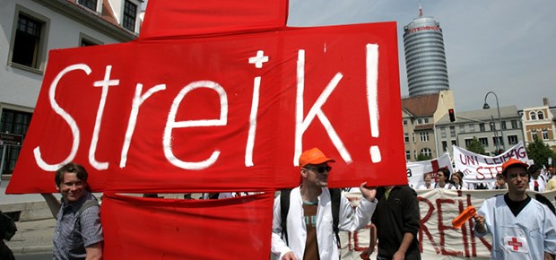 Ärzte rüsten für den Mega-Streik Ärztestreik Anfang 2010 in Jena: Droht Ende Januar ein ähnliches Bild.