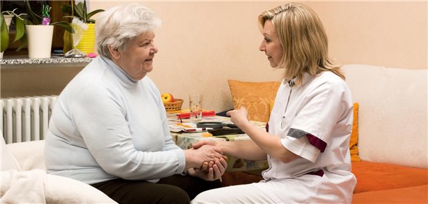 Ärztin im Notdienst. Die Notfallreform-Pläne fordern von den niedergelassenen Ärzten Einsatz rund um die Uhr.
